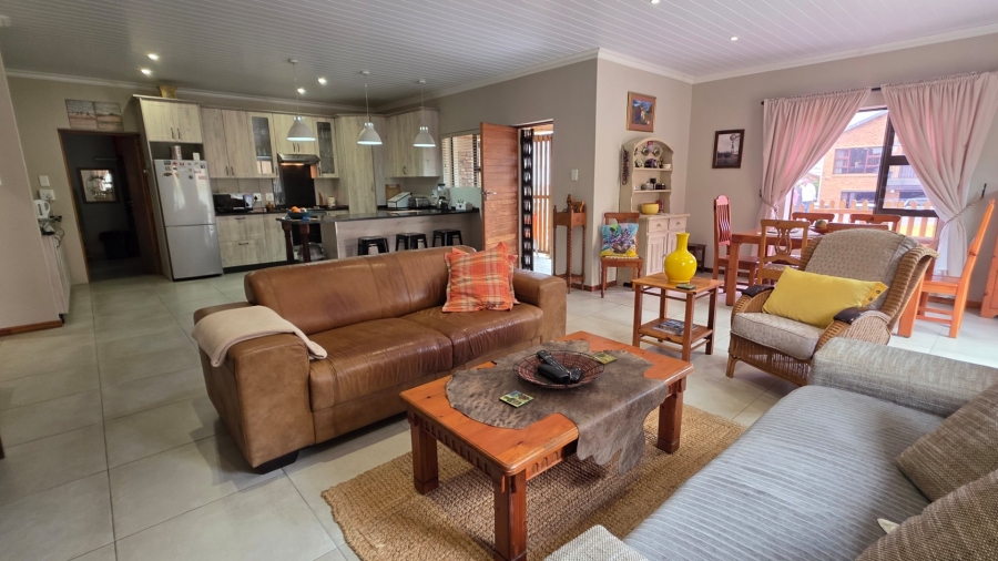 2 Bedroom Property for Sale in Dana Bay Western Cape